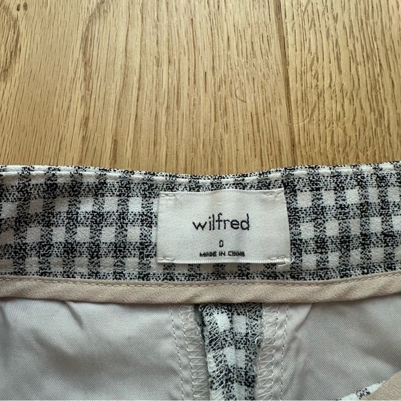 ARITZIA WILFRED KICK FLARE PANT IN GINGHAM BLACK AND WHITE Size 0 - Picture 13 of 13